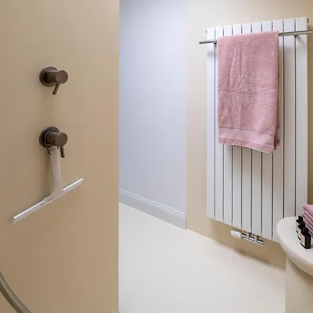 Ami20 شقة *